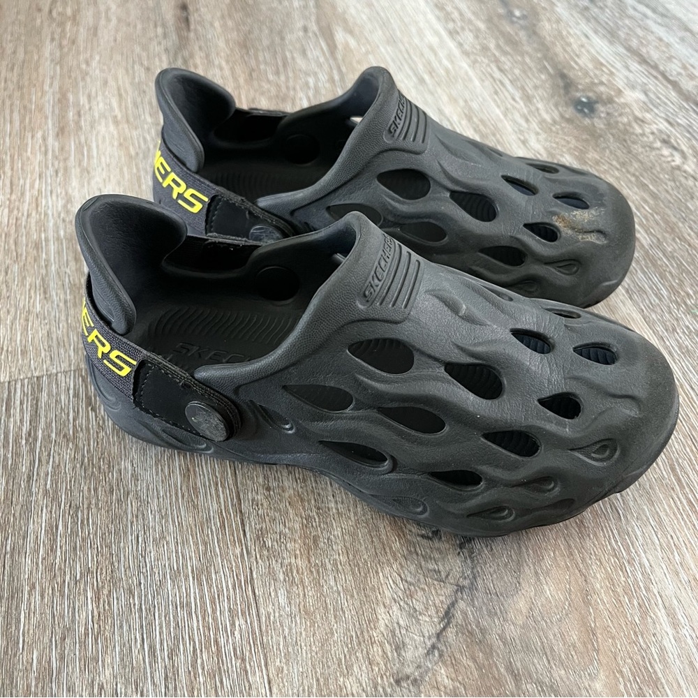 Skechers sandals